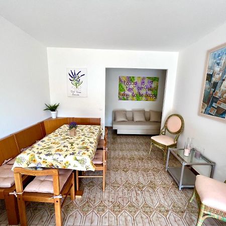 Casa Vacanze Lavanda ม็องตง ภายนอก รูปภาพ