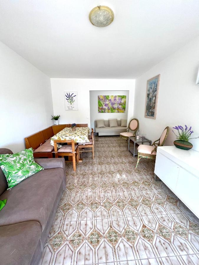 Casa Vacanze Lavanda ม็องตง ภายนอก รูปภาพ